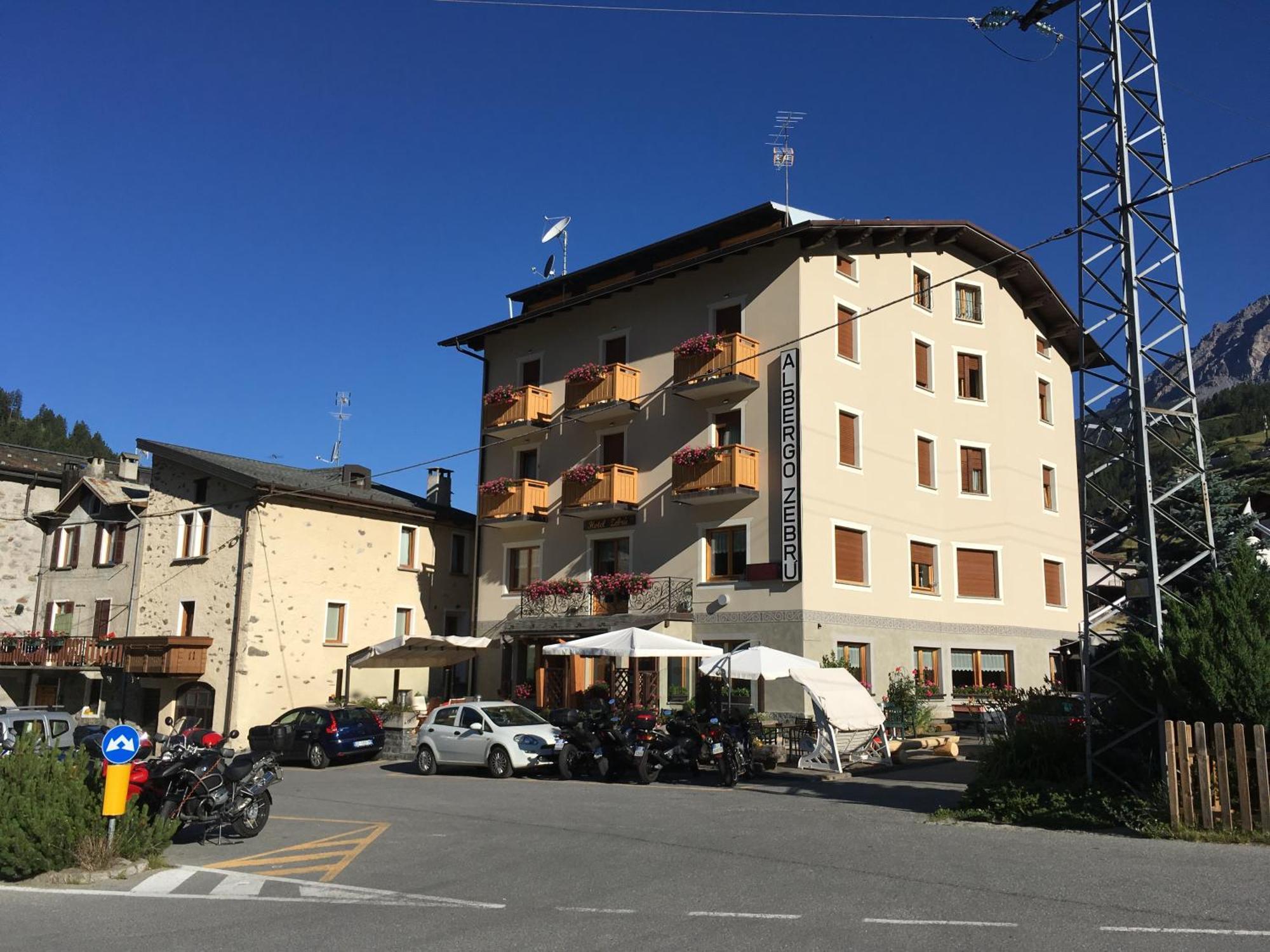 Hotel Zebru Valfurva Exterior photo